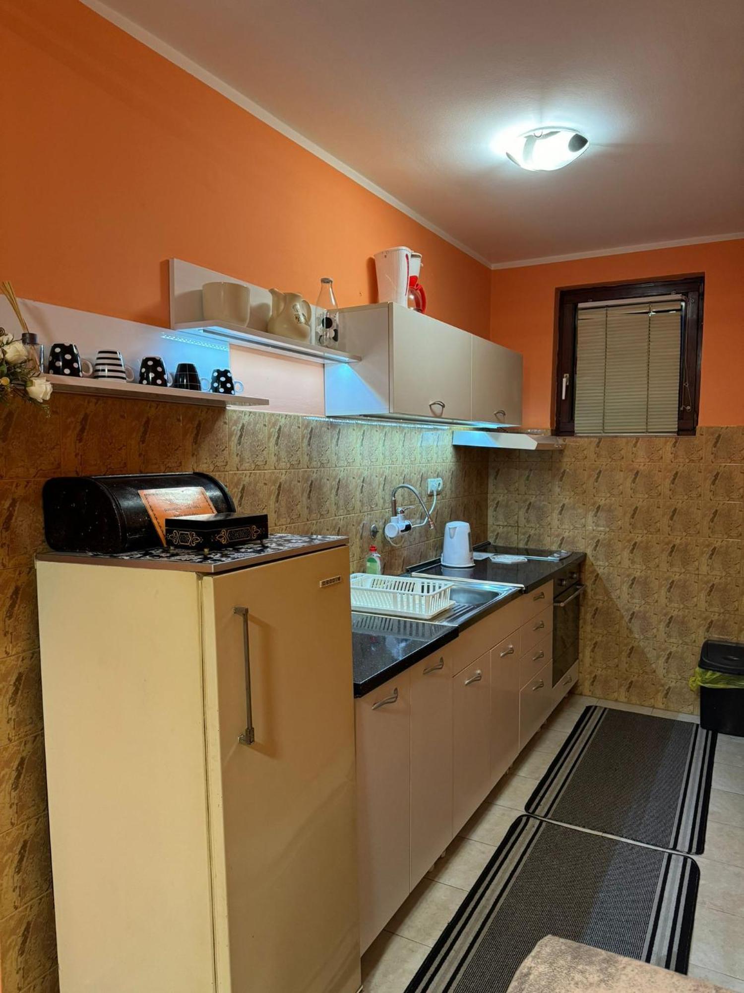 Nela Apartmani Ni Exteriör bild