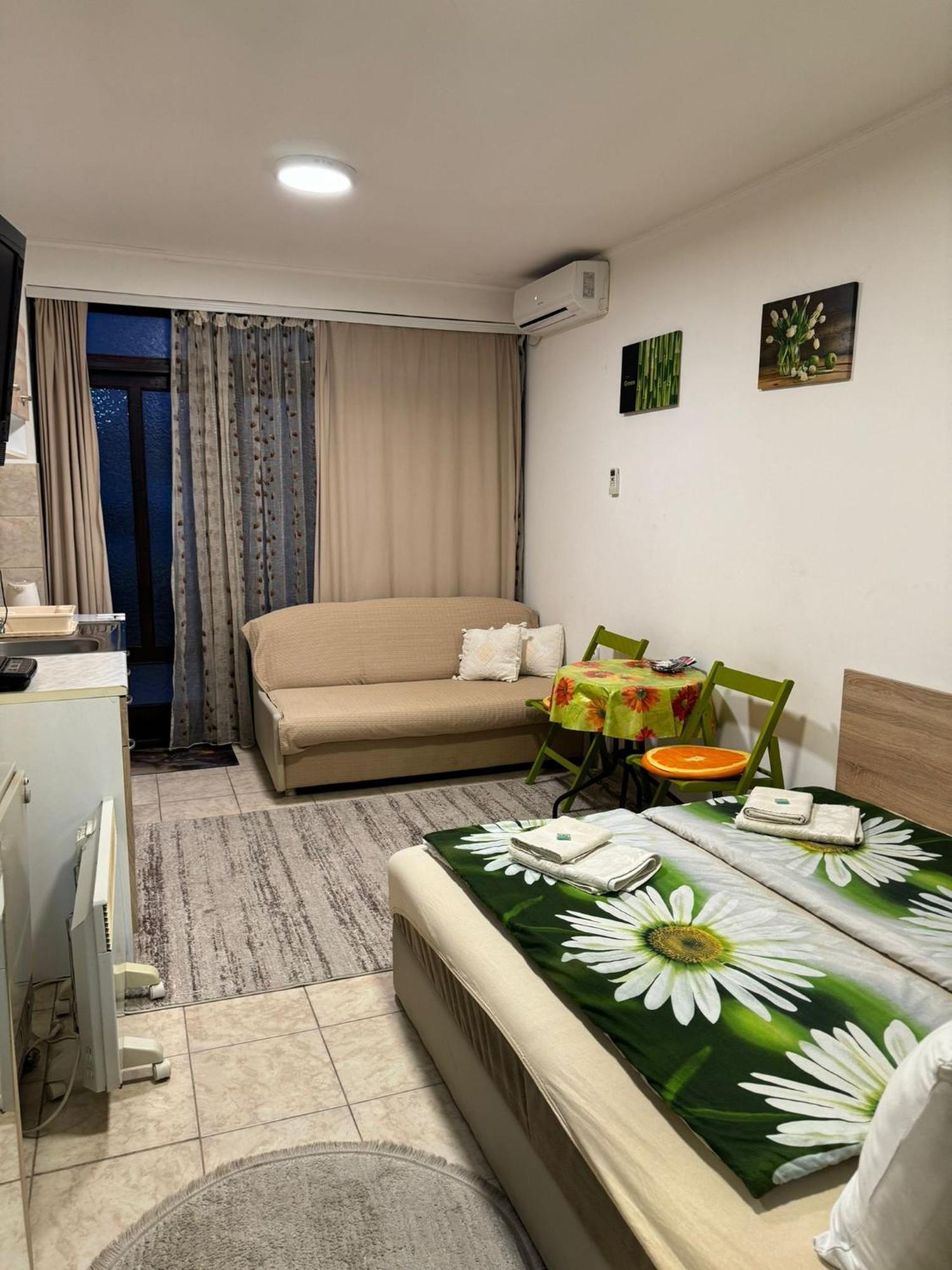 Nela Apartmani Ni Exteriör bild
