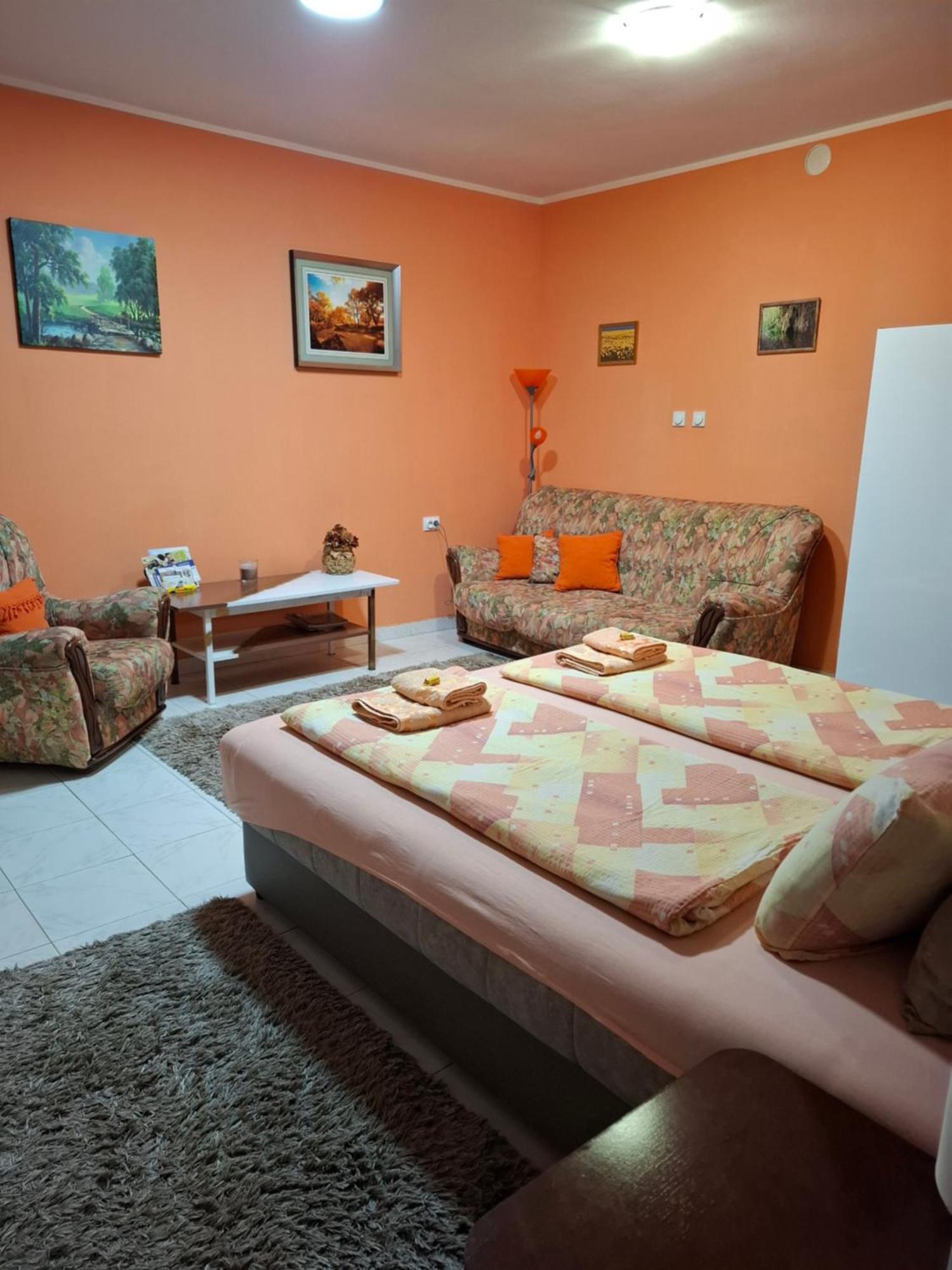 Nela Apartmani Ni Exteriör bild